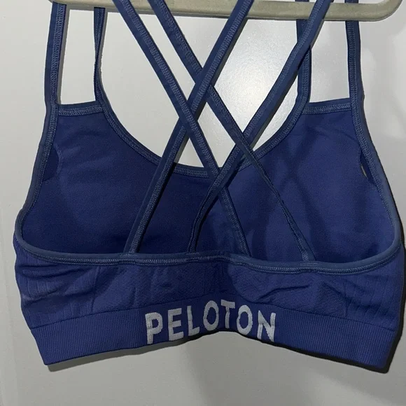 Peloton nux workout set - Picture 7 of 7